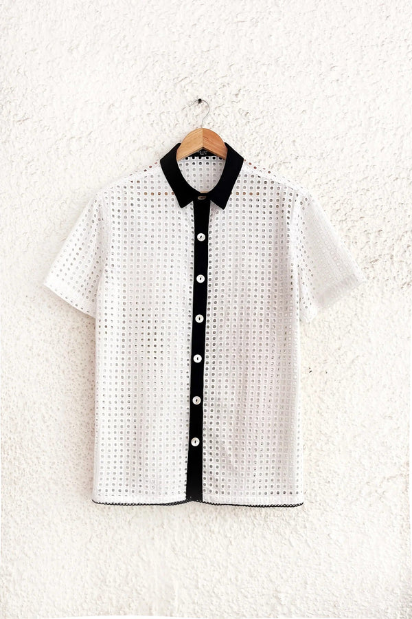 White Textured Button-Down Shirt – Half Sleeve Contrast Collar Casual Top